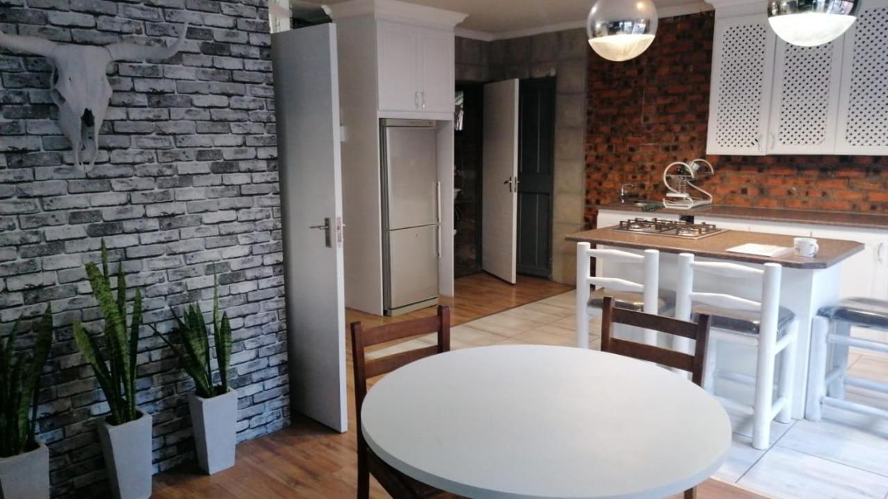 Apartamento Affieplaas Selfsorg Kimberley Exterior foto